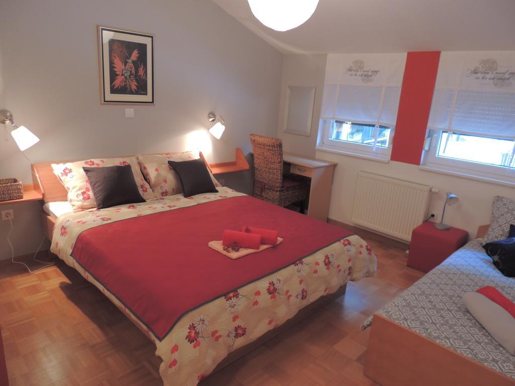 Apartment Alvarium Кобарід Номер фото